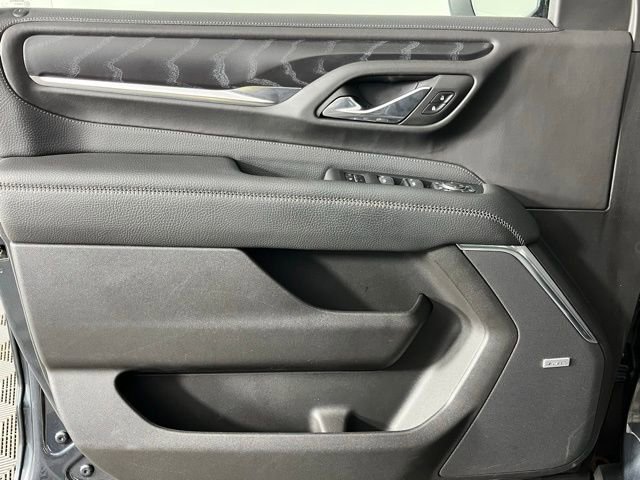 Used 2021 GMC Yukon Denali w/ Denali Premium Package image 22