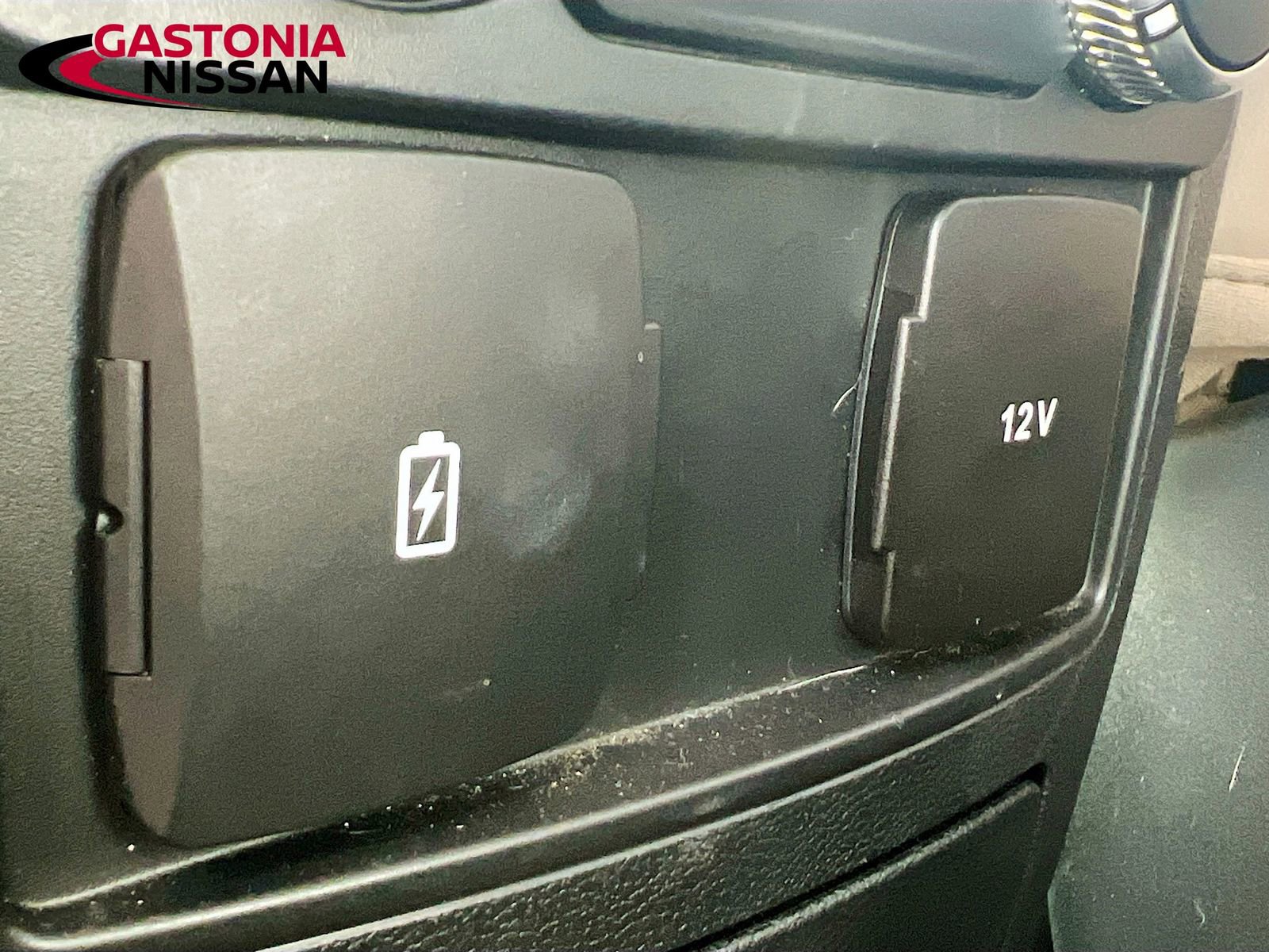 Used 2022 Ford Explorer XLT w/ Equipment Group 202A image 33