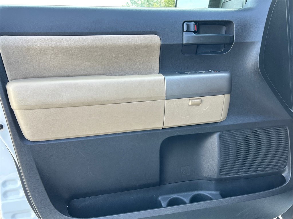 Used 2015 Toyota Sequoia SR5 image 11