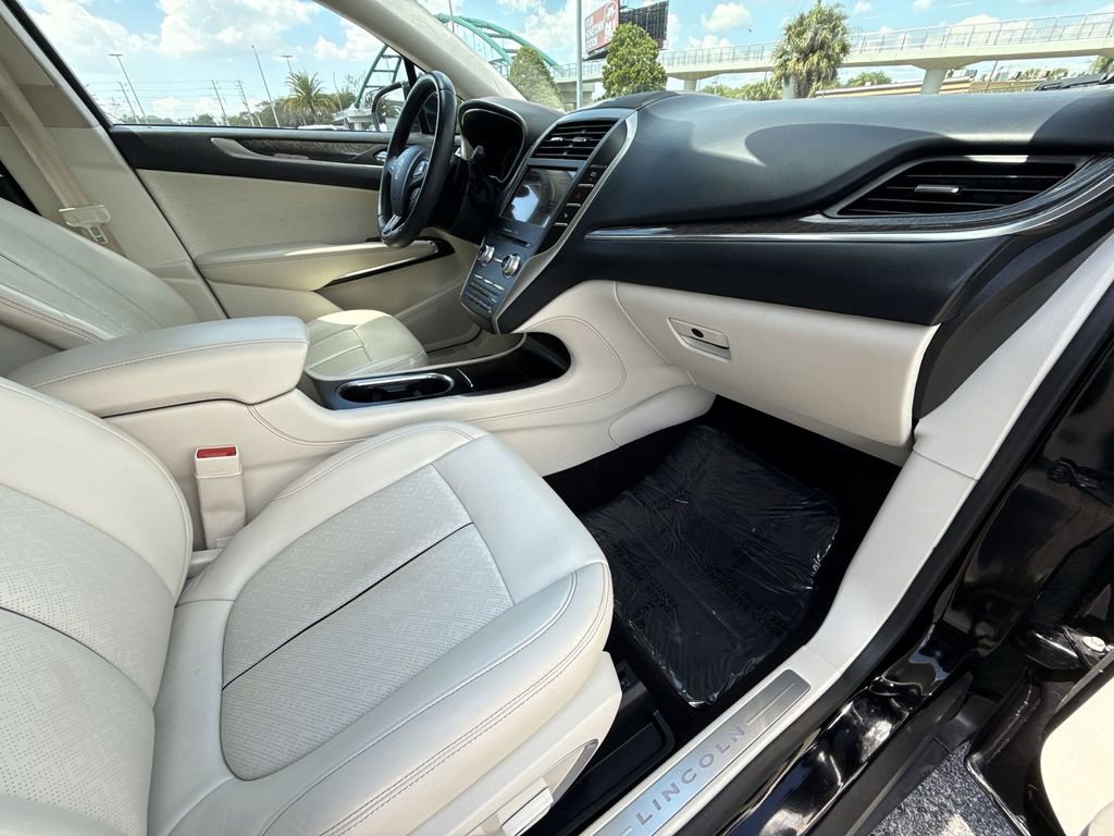 Used 2019 Lincoln MKC Black Label image 15