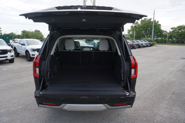 New 2026 Ford Expedition Max Platinum w/ Driver's Package AWD/4WD image 19