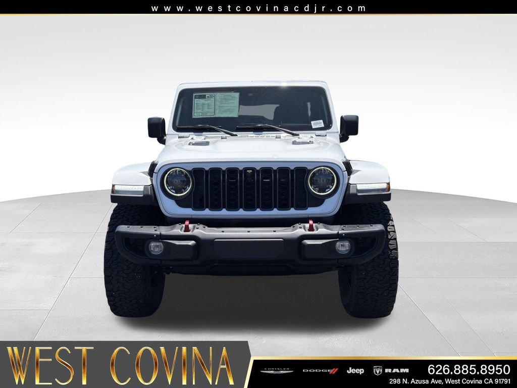 Used 2024 Jeep Wrangler Unlimited Rubicon AWD/4WD image 3