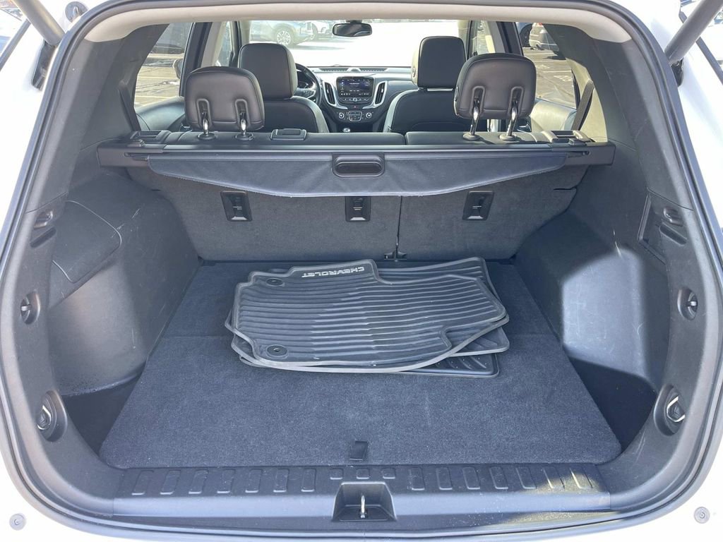 Used 2019 Chevrolet Equinox Premier image 12