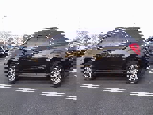 Used 2017 Chevrolet Equinox LT image 4