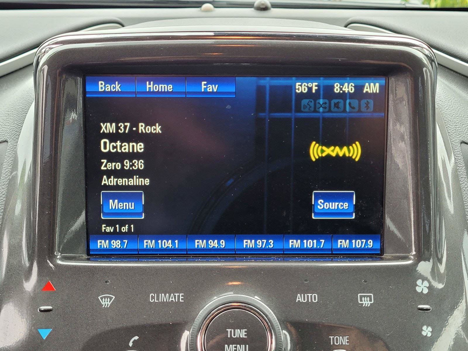 Used 2015 Chevrolet Volt Premium w/ Premium Trim Package FWD image 26