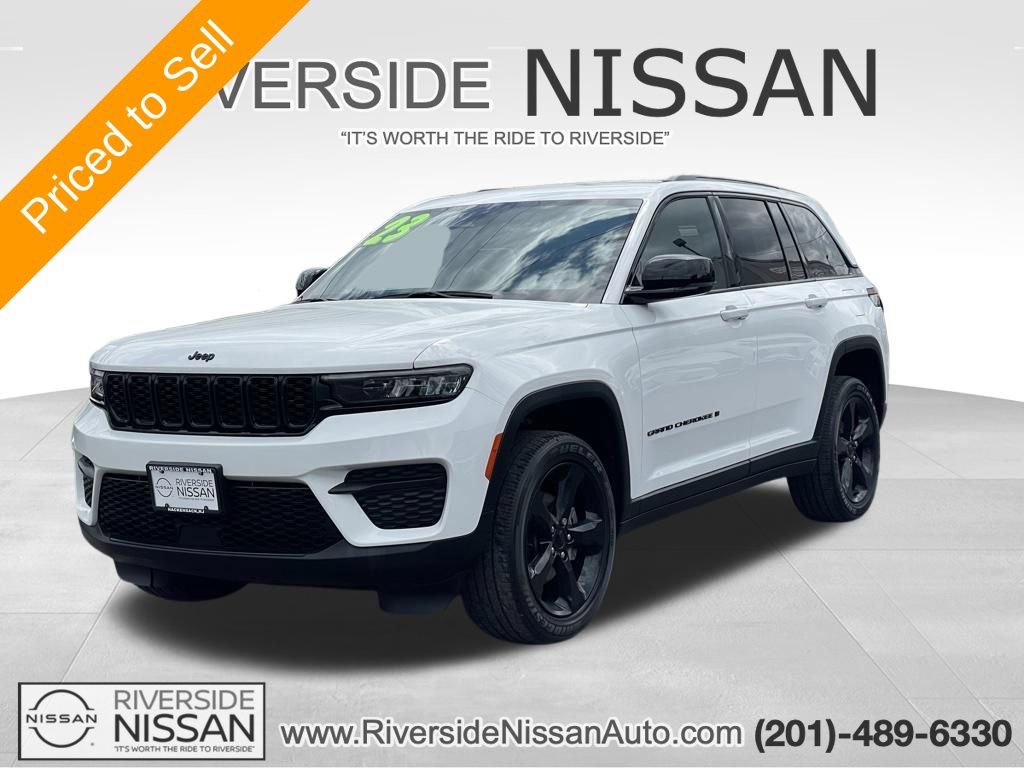 Used 2023 Jeep Grand Cherokee Altitude