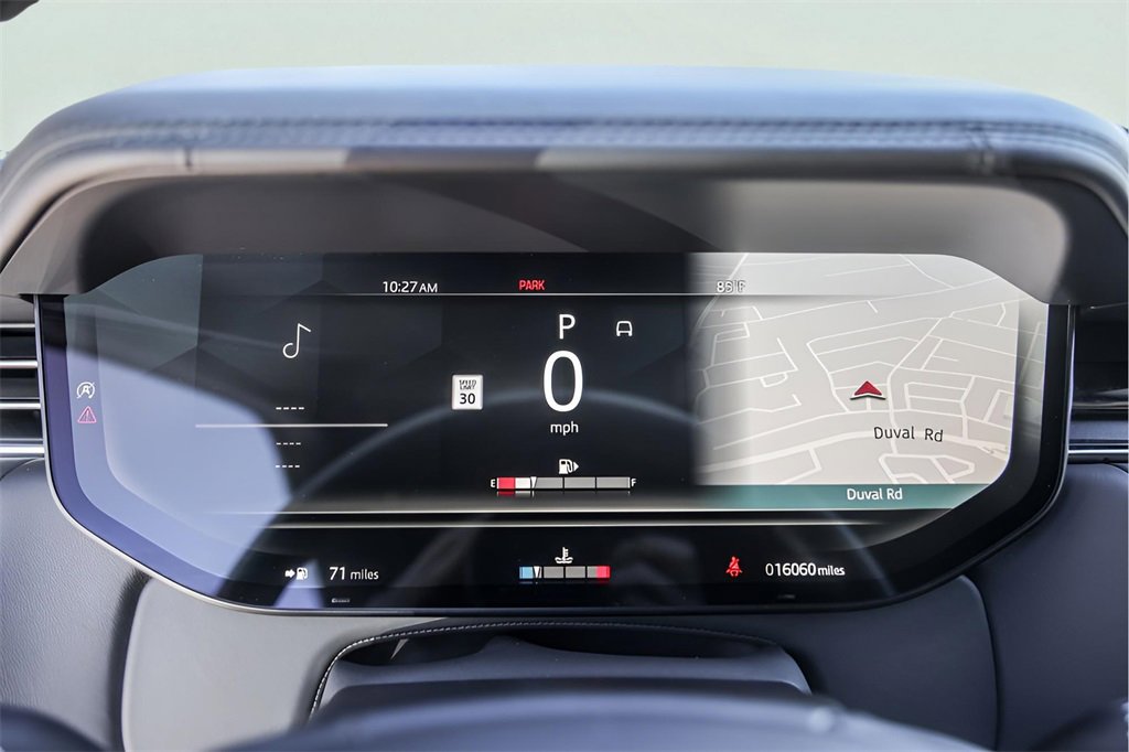 Used 2023 Land Rover Range Rover SV image 13