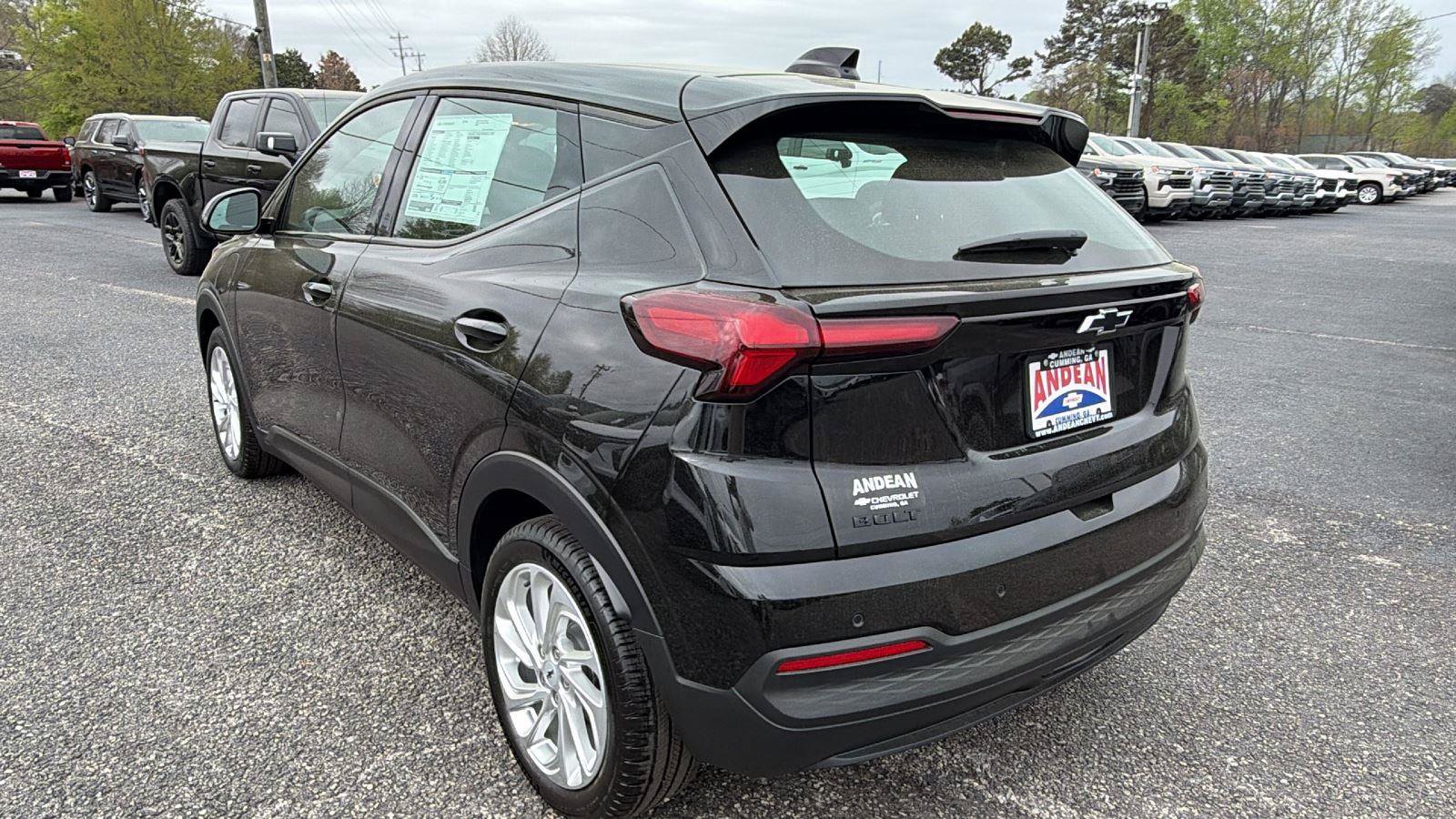 New 2027 Chevrolet Bolt LT w/ Comfort Package FWD image 7