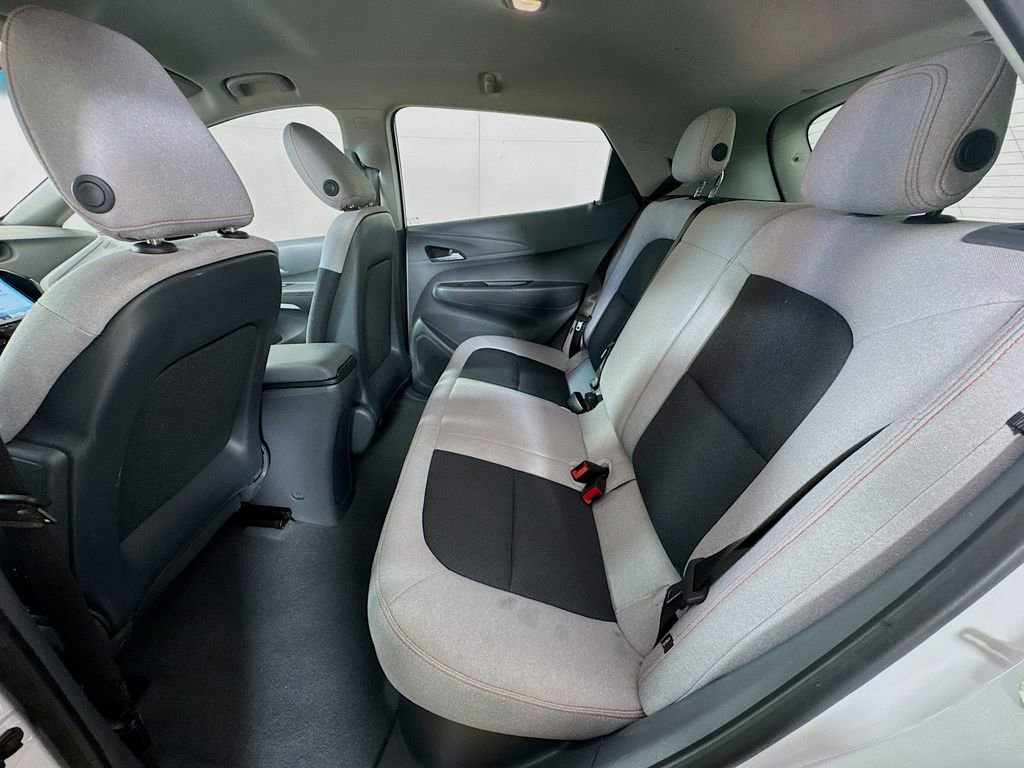 Used 2021 Chevrolet Bolt LT FWD image 27