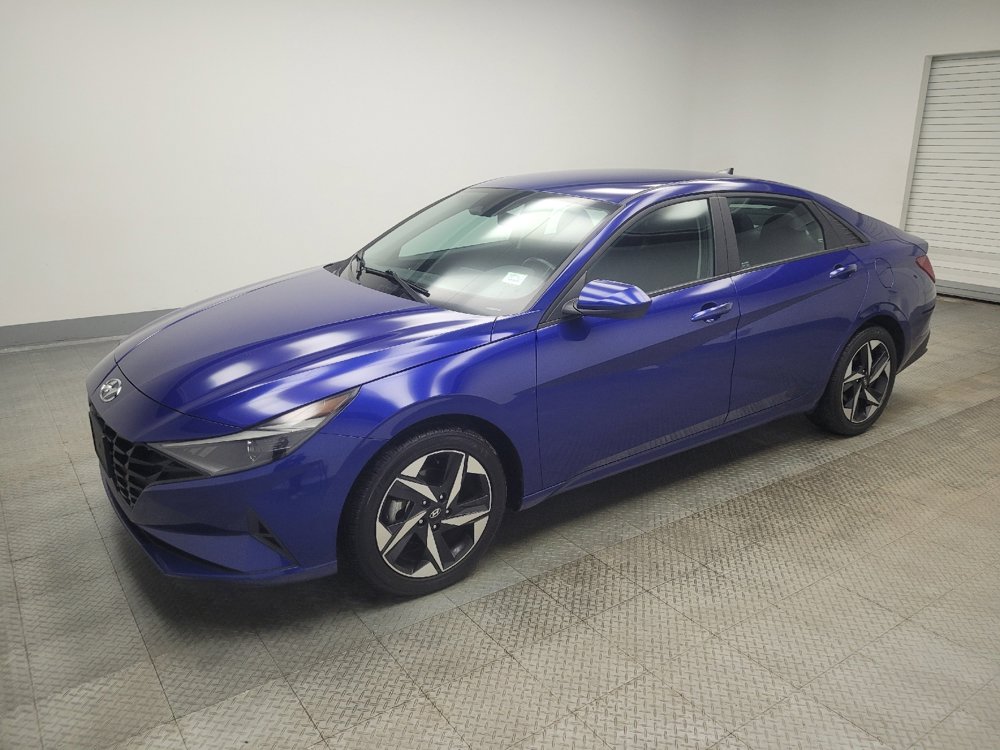 Used 2023 Hyundai Elantra SEL w/ Convenience Package image 2