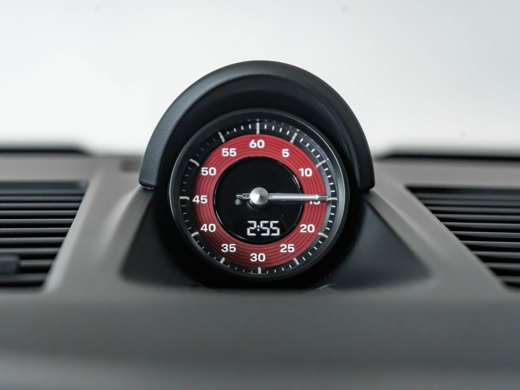 Certified 2025 Porsche 911 Carrera 4 GTS AWD/4WD image 18