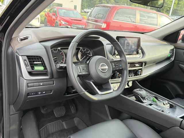 Used 2023 Nissan Rogue SV w/ SV Premium B Package FWD image 10