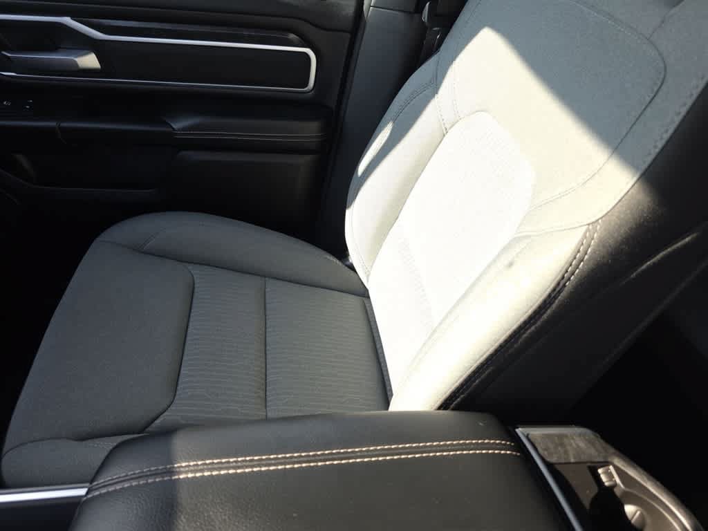 Used 2023 RAM 1500 Big Horn AWD/4WD image 25
