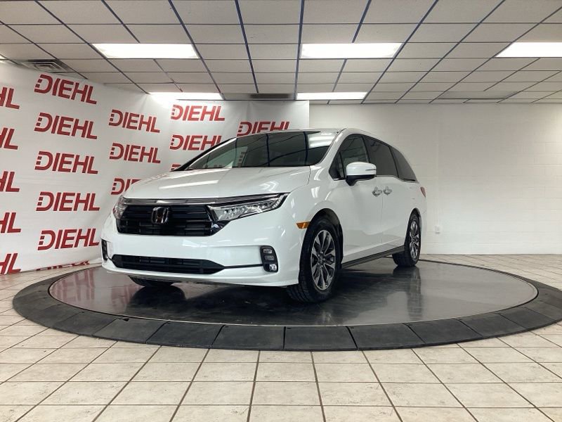 Used 2024 Honda Odyssey EX-L image 3