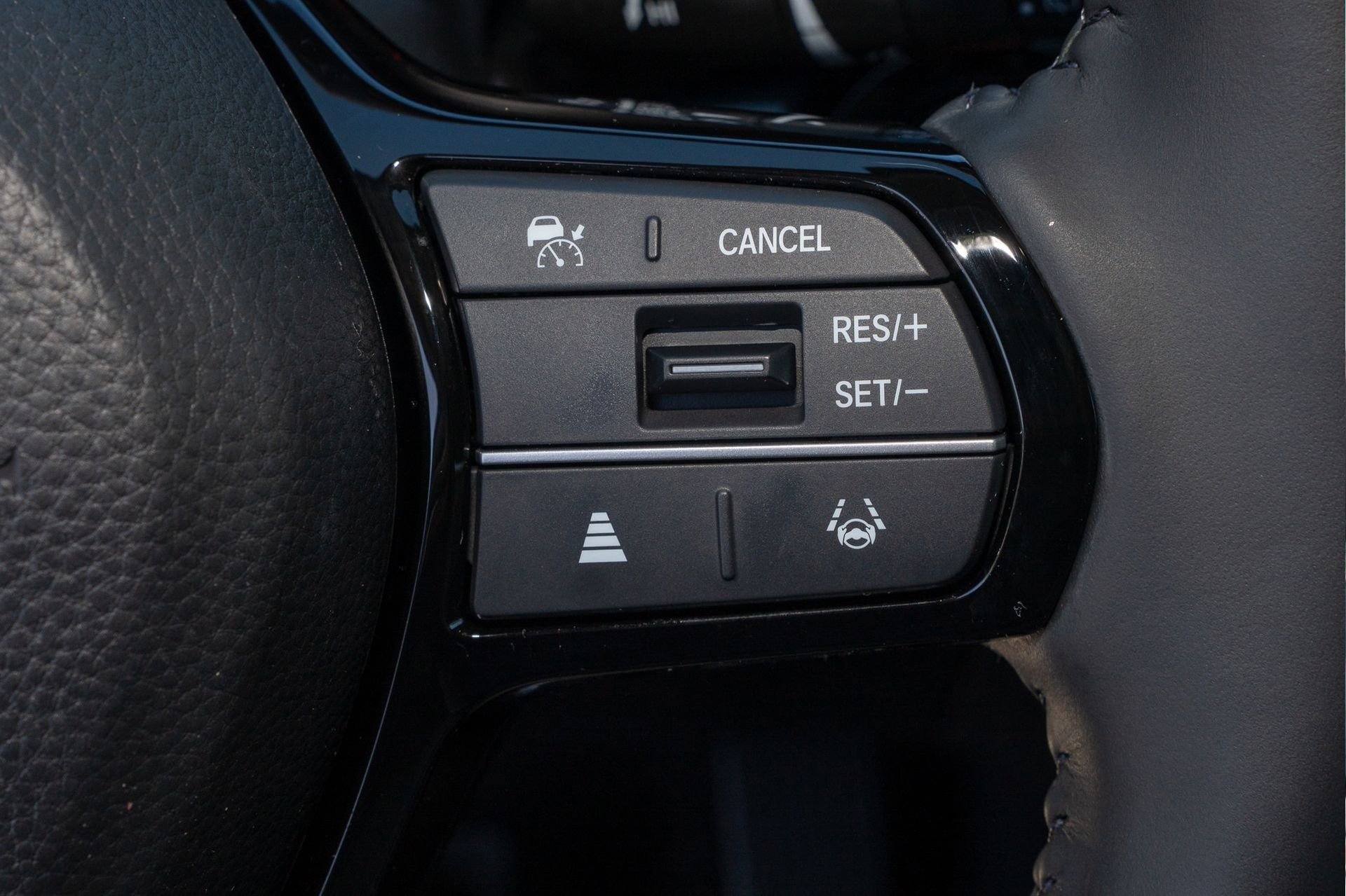 Certified 2024 Honda CR-V EX-L image 33