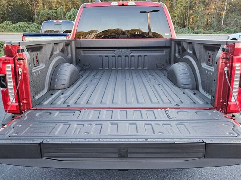 New 2026 Ford F250 Lariat w/ Black Appearance Package image 13