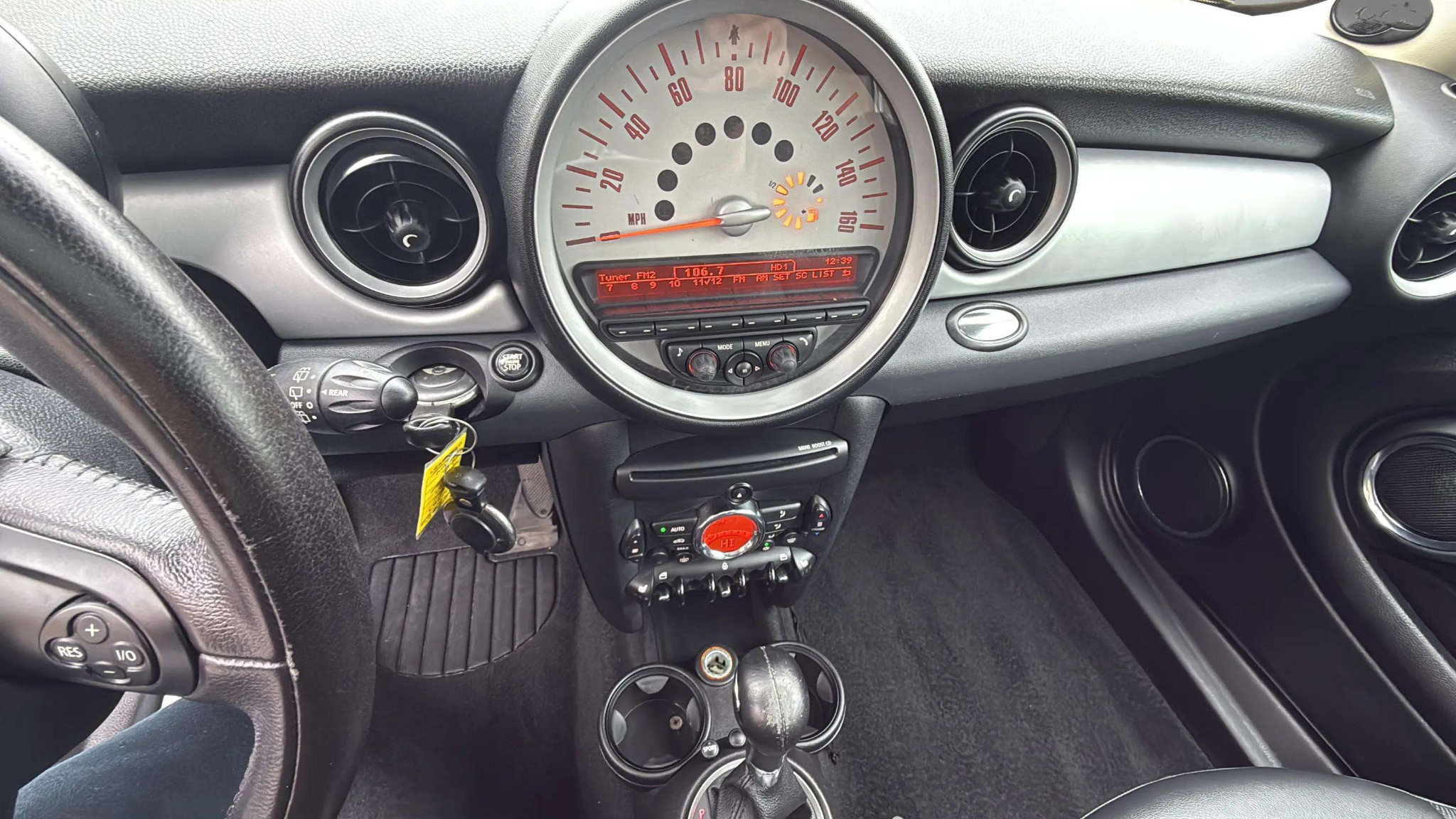 Used 2011 MINI Cooper Hardtop image 28