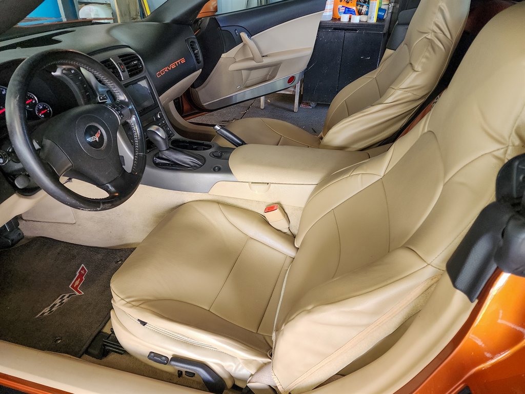 Used 2007 Chevrolet Corvette Convertible w/ Preferred Equipment Group image 11