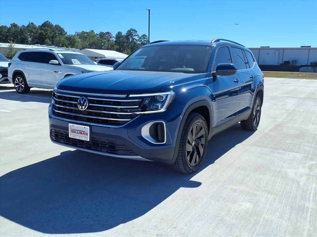 New 2026 Volkswagen Atlas SE FWD image 2