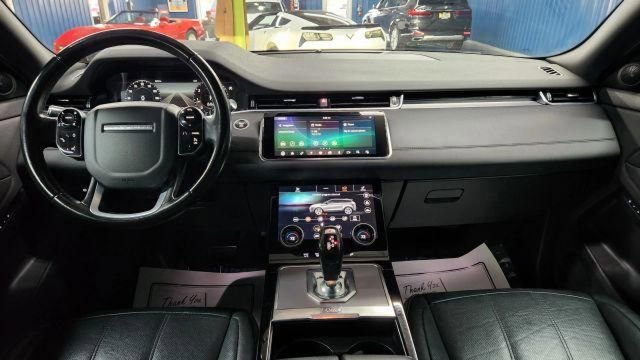 Used 2020 Land Rover Range Rover Evoque SE image 20