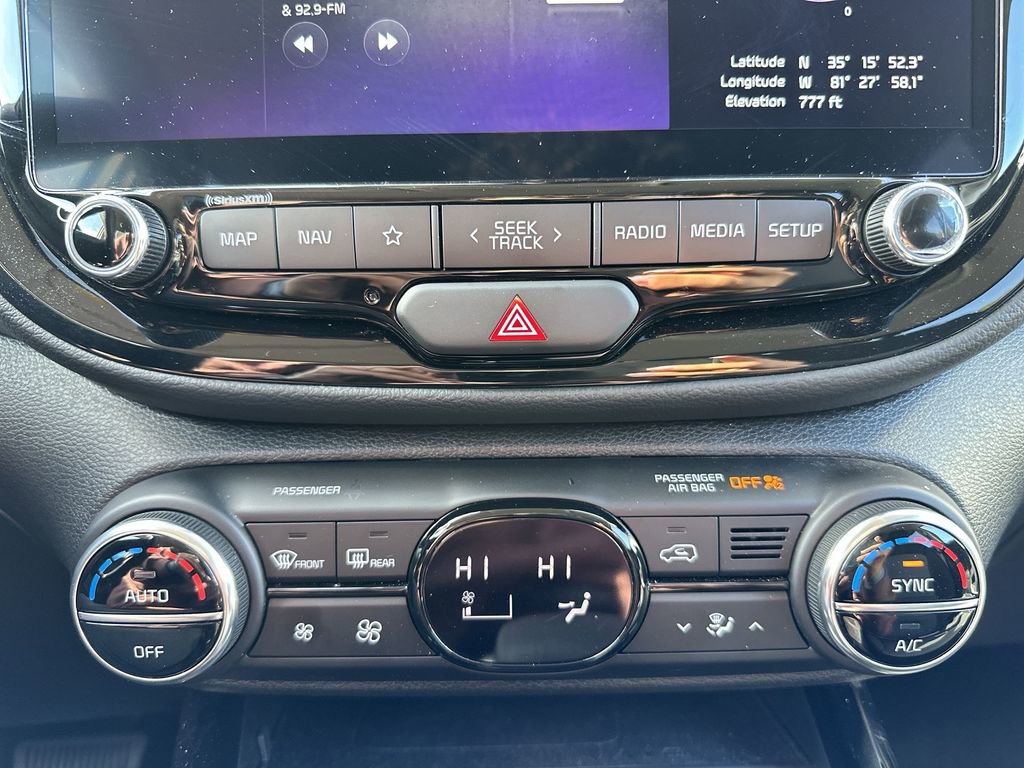 Used 2025 Kia Soul S image 16