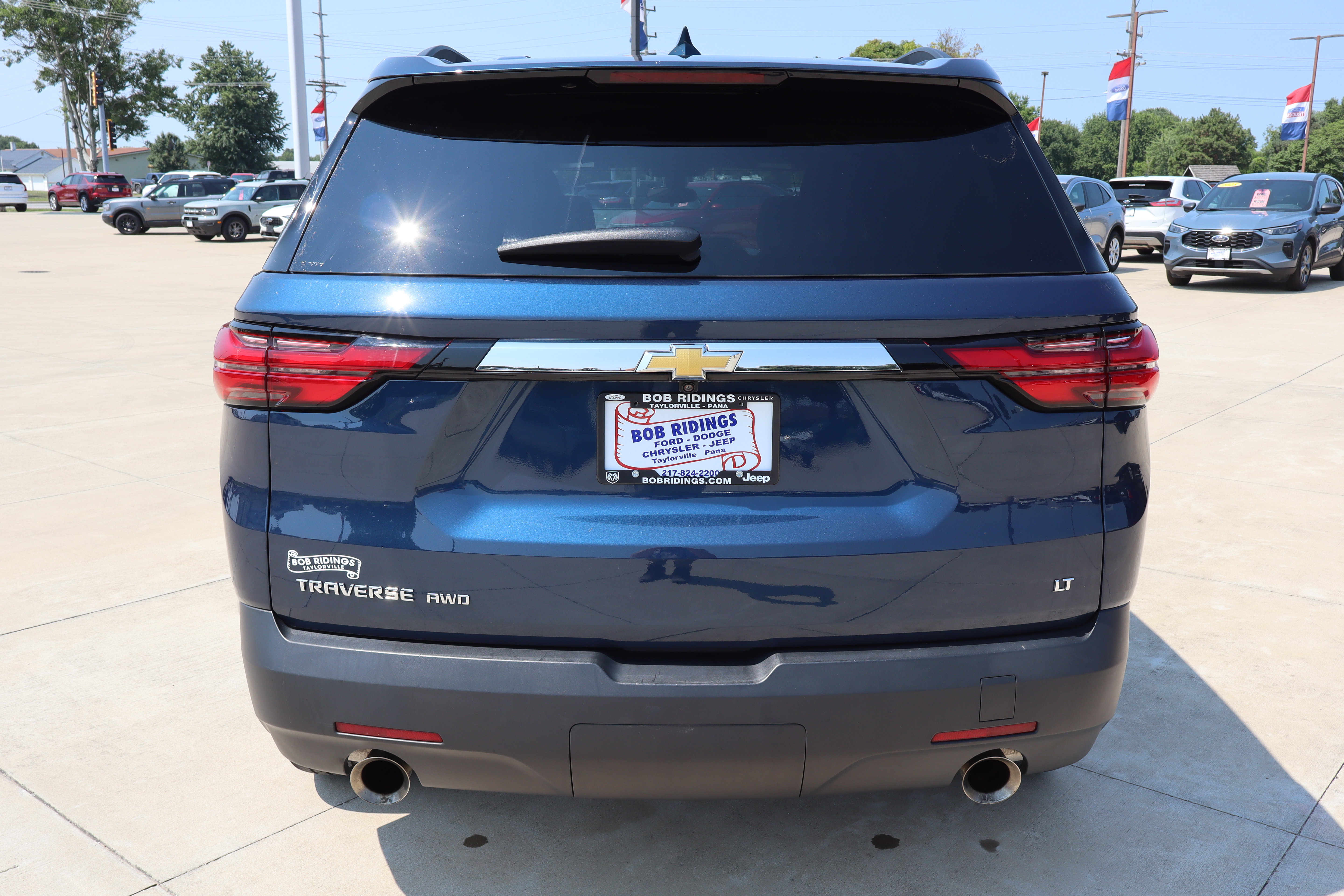 Used 2023 Chevrolet Traverse LT w/ LPO, Floor Liner Package AWD/4WD image 6