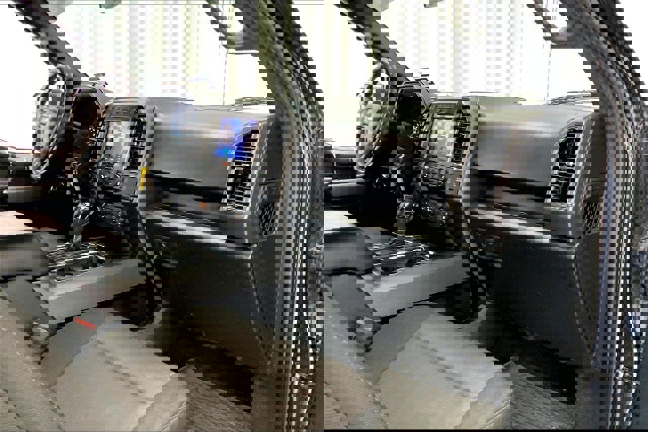 Used 2020 Ford F150 XLT w/ Equipment Group 302A Luxury image 28