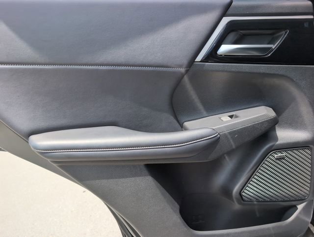Used 2025 Mitsubishi Outlander SE FWD image 30
