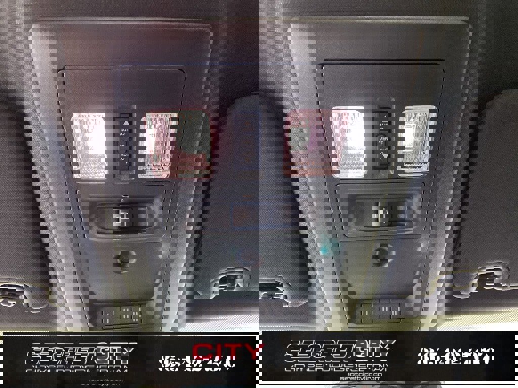 Used 2018 RAM 3500 Laramie Longhorn image 19