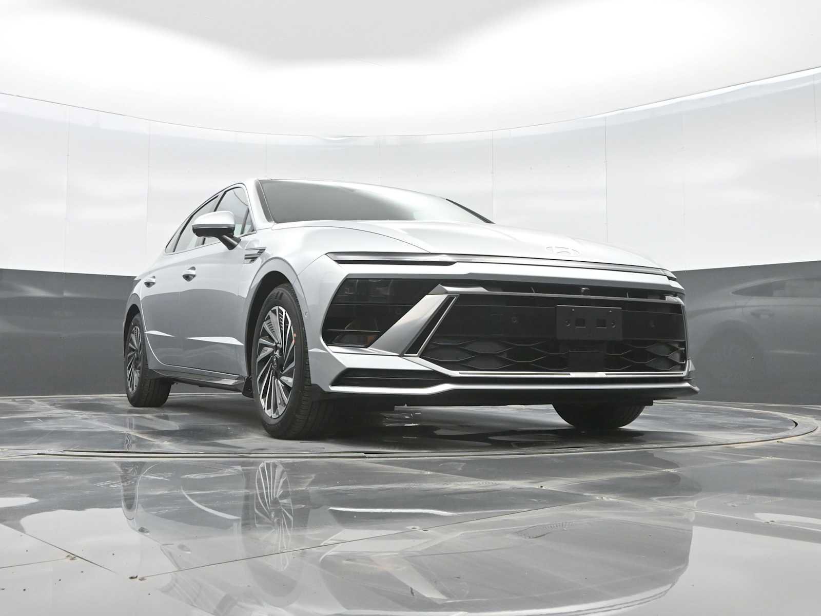 New 2026 Hyundai Sonata Limited image 28