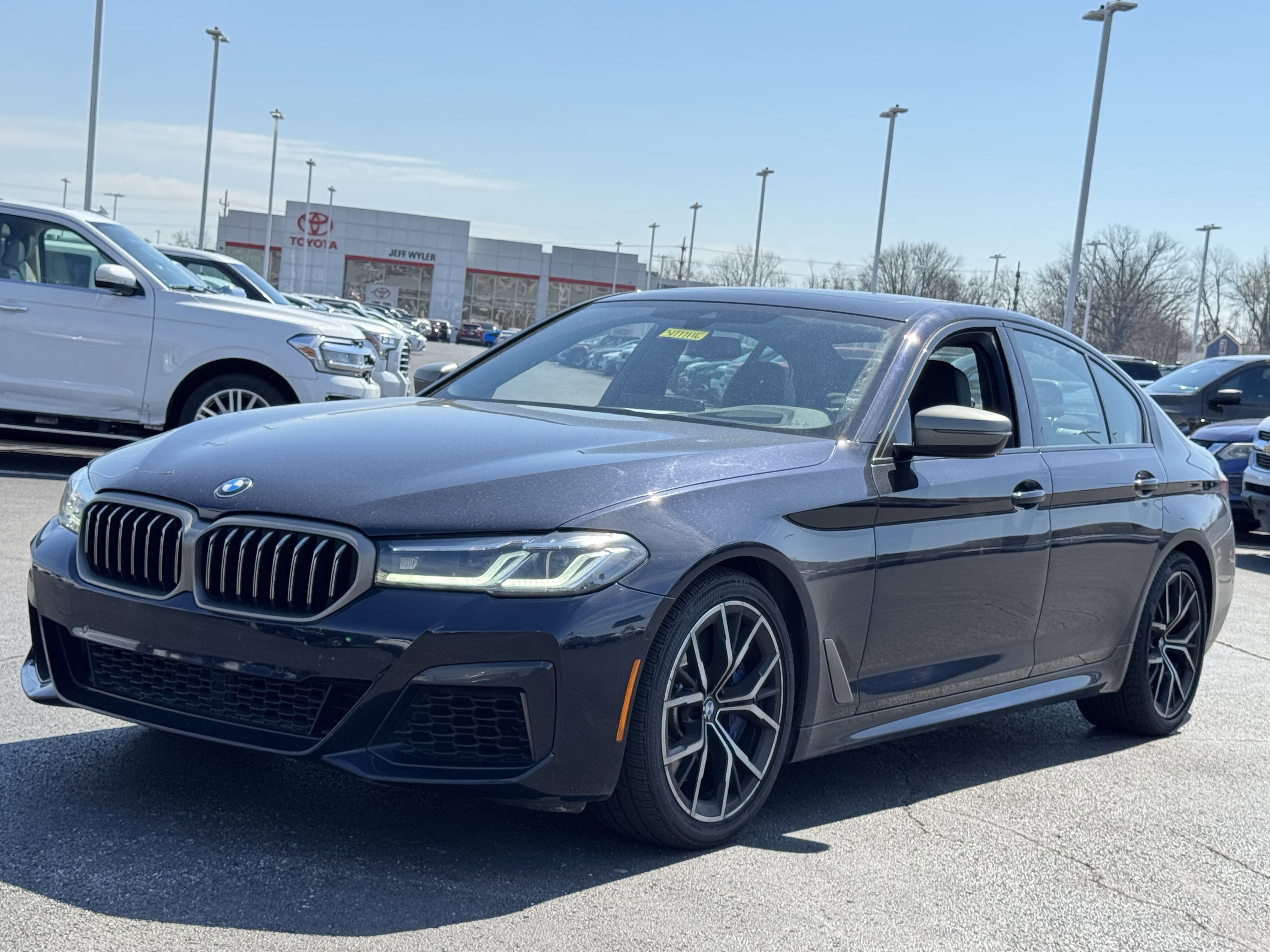 Used 2022 BMW M550i xDrive image 12