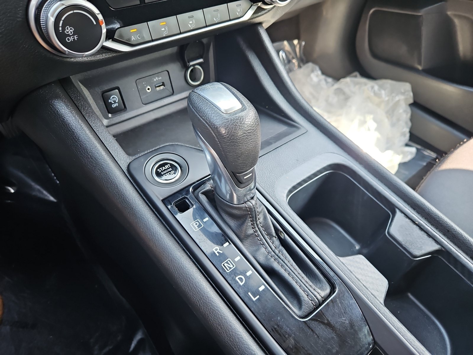 Used 2024 Nissan Sentra S FWD image 20