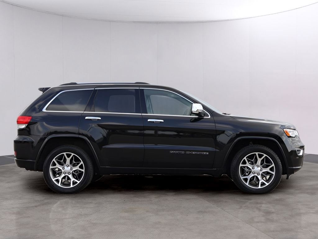Used 2020 Jeep Grand Cherokee Overland image 4
