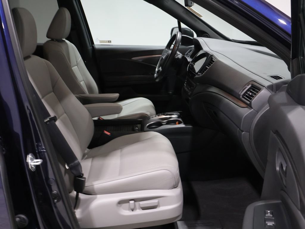 Used 2023 Honda Passport EX-L image 22