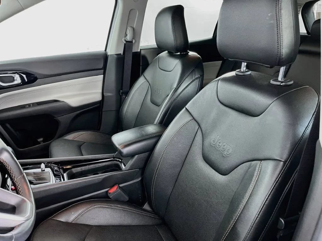 Used 2022 Jeep Compass Limited AWD/4WD image 27