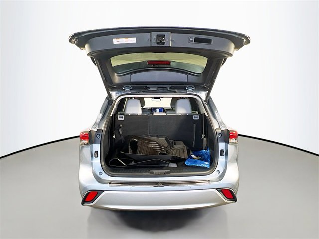Used 2020 Toyota Highlander Limited Platinum image 28