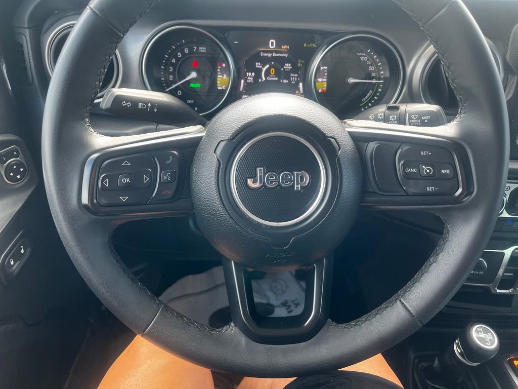 Used 2024 Jeep Wrangler Unlimited Rubicon 4xe image 11