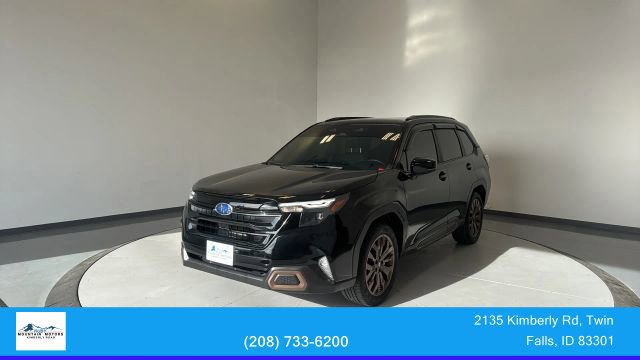 Used 2025 Subaru Forester Sport image 3