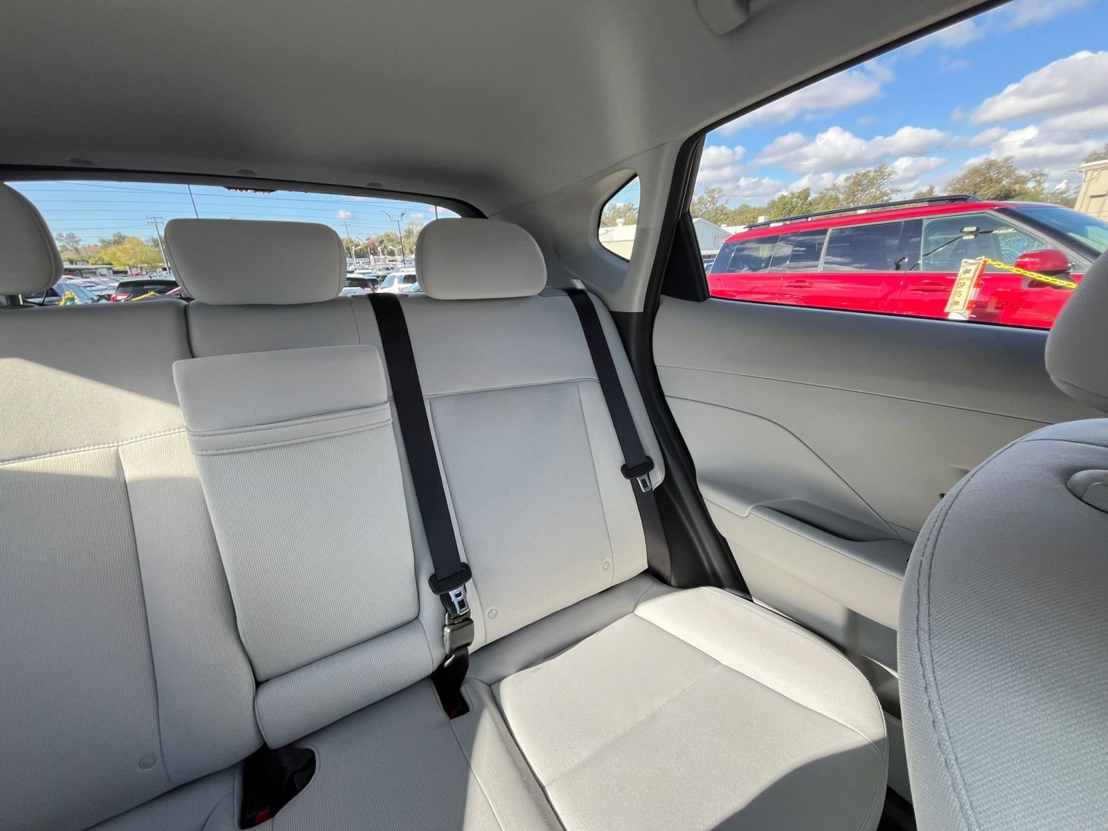 Used 2025 Hyundai Kona SEL image 37