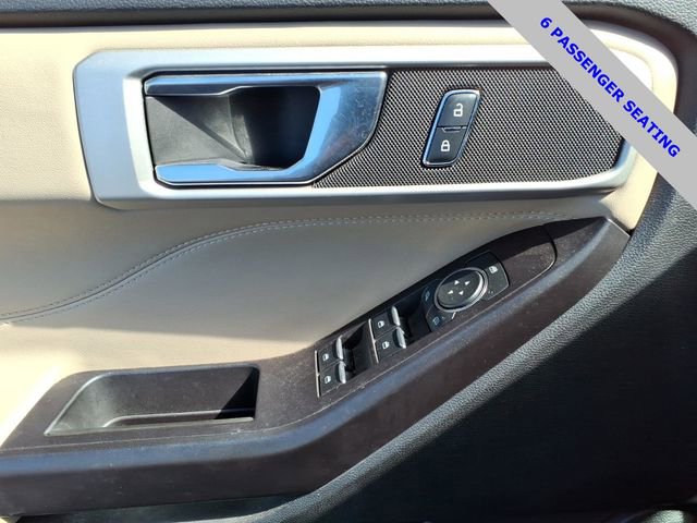 Used 2020 Ford Explorer XLT w/ Equipment Group 202A image 11
