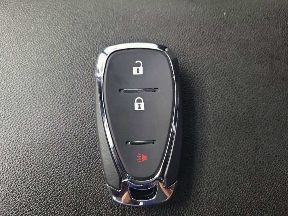 Used 2020 Chevrolet Equinox LT w/ Driver Convenience Package FWD image 32