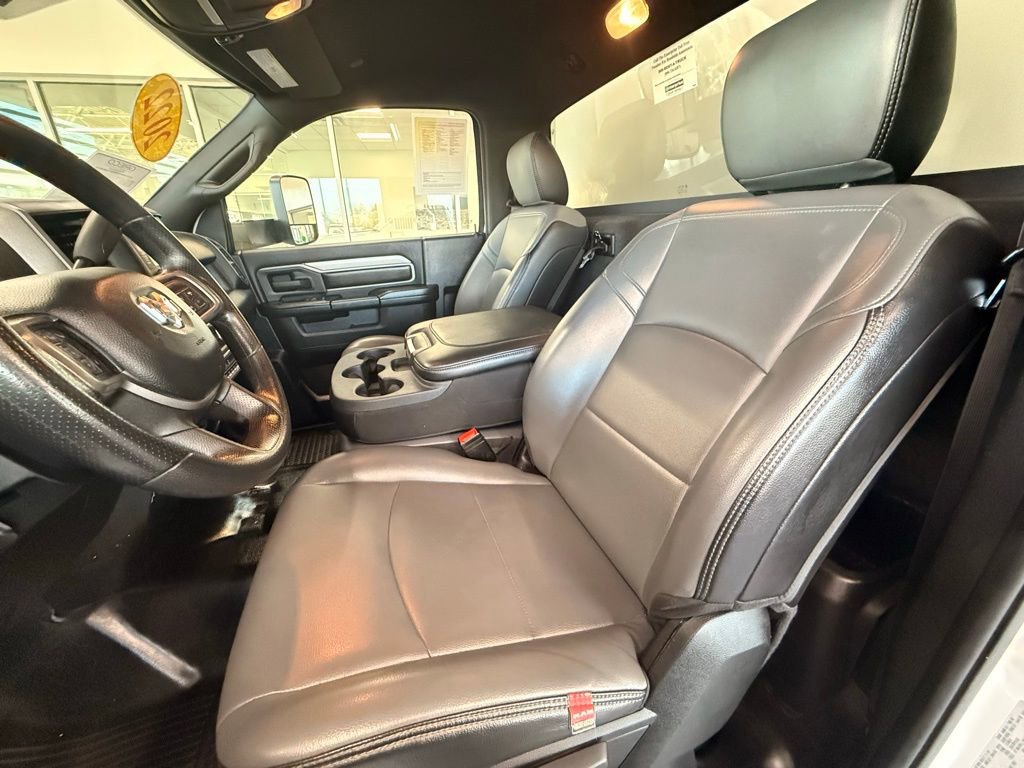 Used 2022 RAM 4500 Tradesman image 23