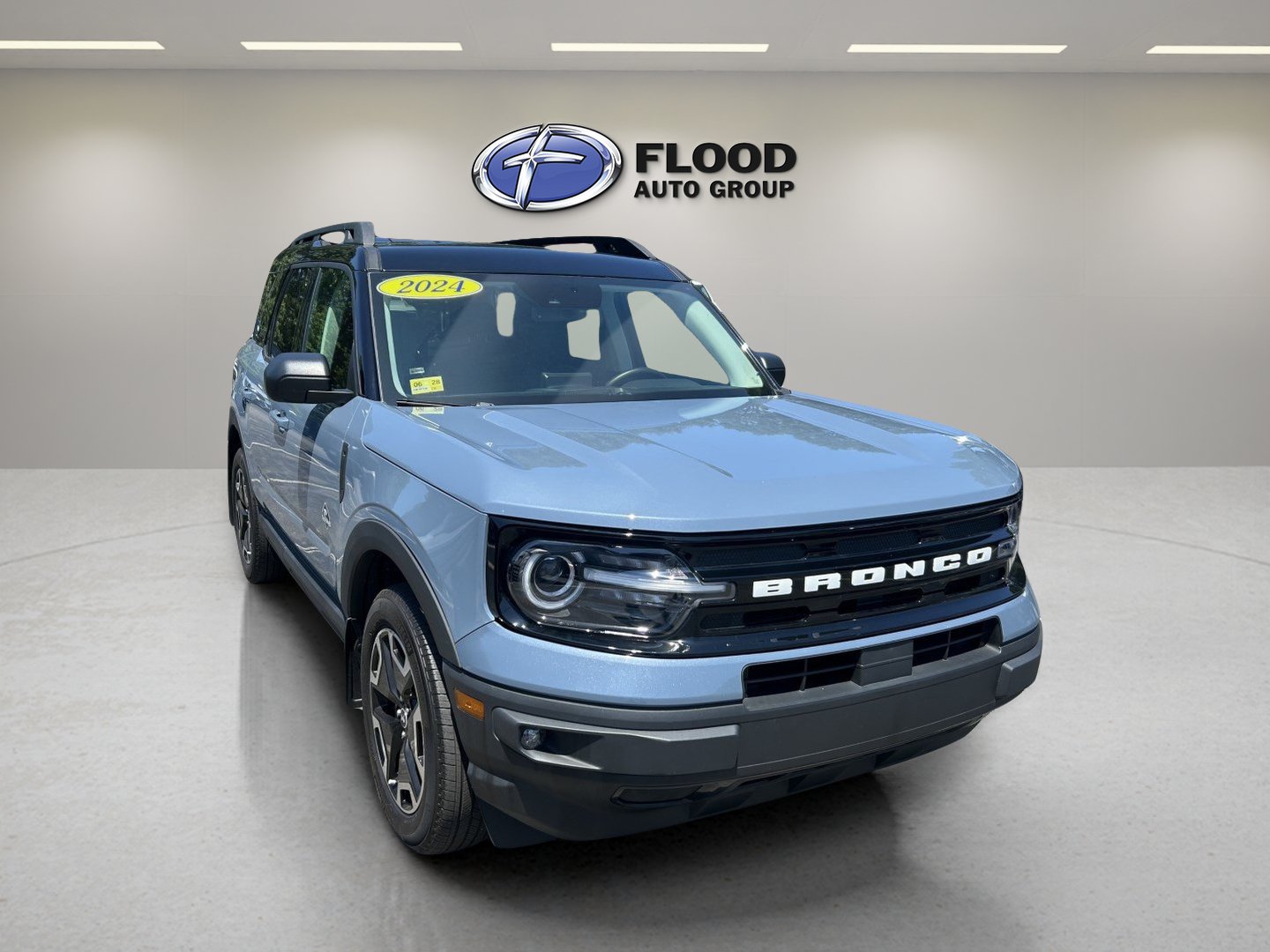 Certified 2024 Ford Bronco Sport Outer Banks w/ Tech Package AWD/4WD image 1