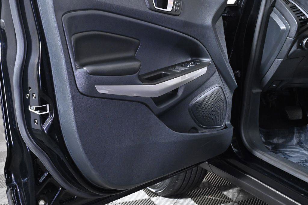 Used 2020 Ford EcoSport Titanium image 26