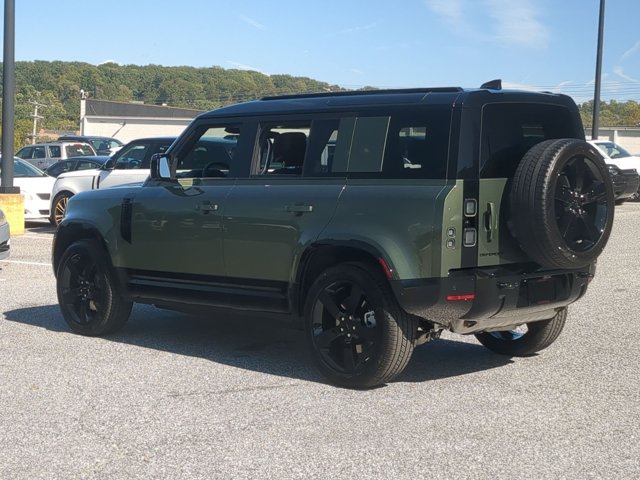 New 2026 Land Rover Defender 110 X-Dynamic SE AWD/4WD image 6