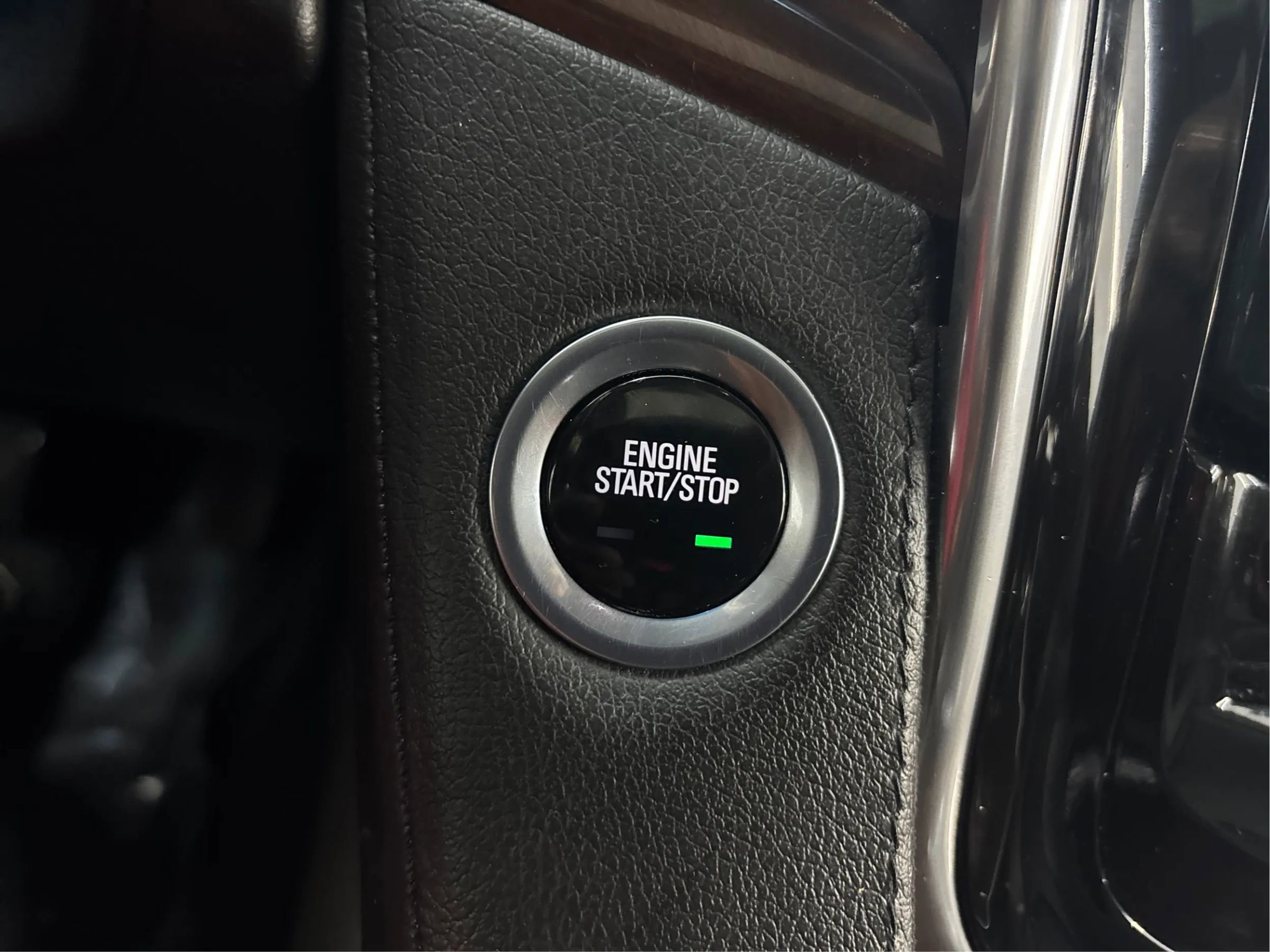 Used 2020 Cadillac Escalade Luxury image 40