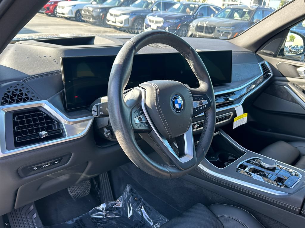 Used 2024 BMW X5 xDrive50e w/ Premium Package AWD/4WD image 13