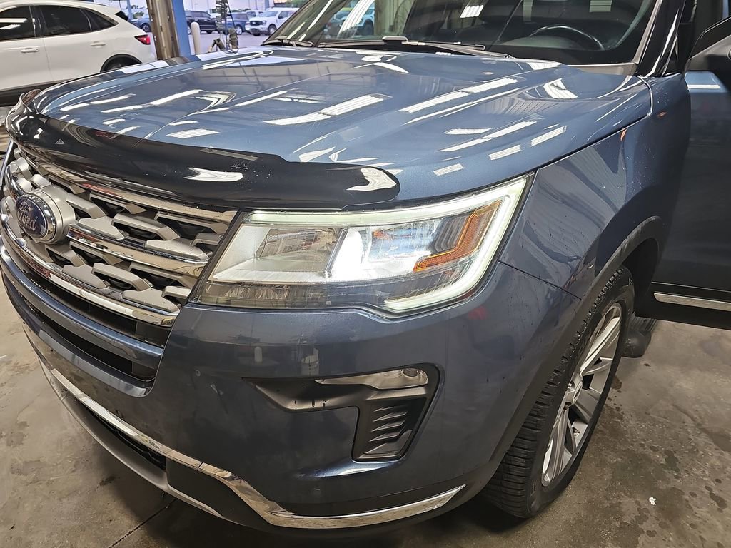 Used 2018 Ford Explorer Limited AWD/4WD image 32