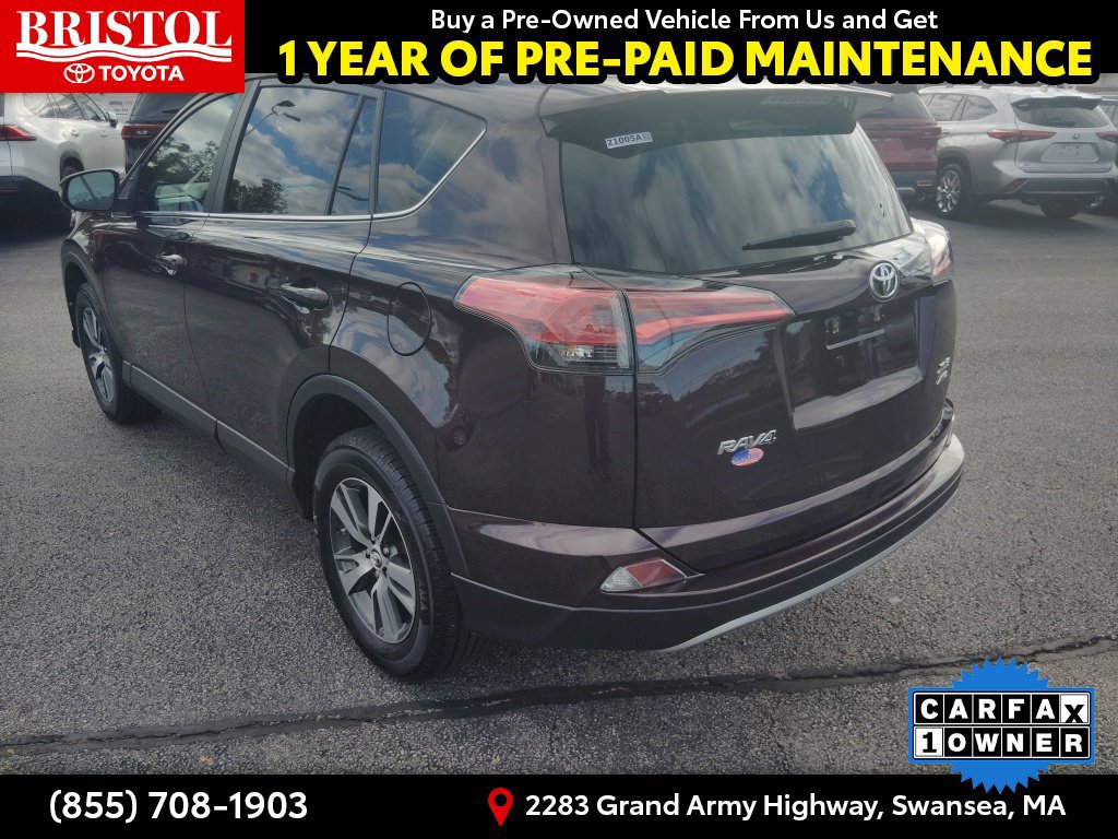 Used 2018 Toyota RAV4 XLE AWD/4WD image 5