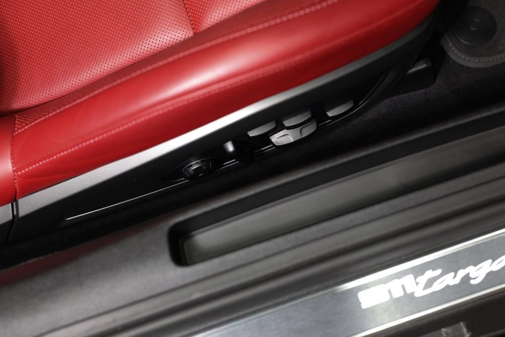 Used 2021 Porsche 911 Targa 4S image 29